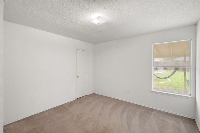 649 Blueberry Hill Lane, Mansfield, TX 76063