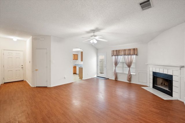 649 Blueberry Hill Lane, Mansfield, TX 76063