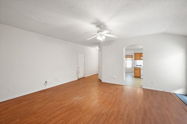 649 Blueberry Hill Lane, Mansfield, TX 76063