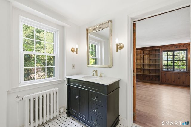 31 Higley Road, Granby, CT 06090