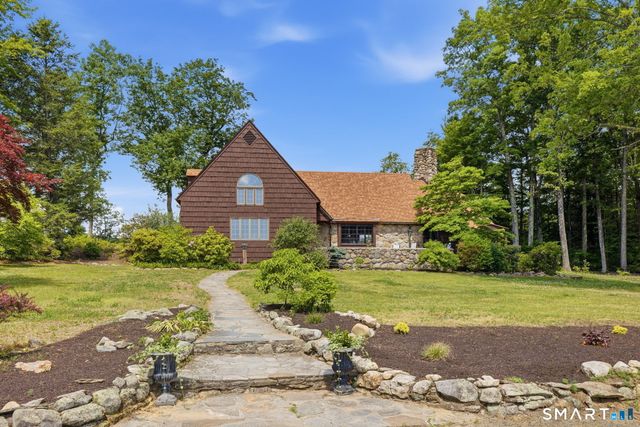 31 Higley Road, Granby, CT 06090