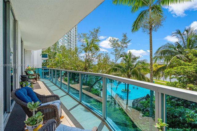 2641 N Flamingo Rd 304N, Sunrise, FL 33323