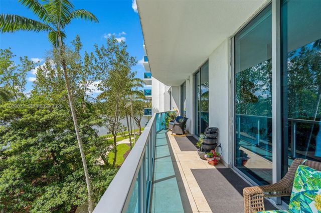 2641 N Flamingo Rd 304N, Sunrise, FL 33323
