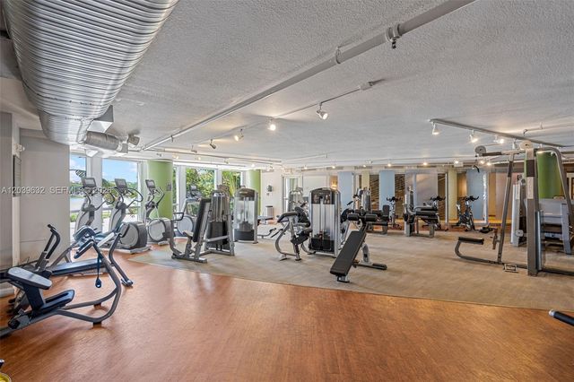 2641 N Flamingo Rd 304N, Sunrise, FL 33323
