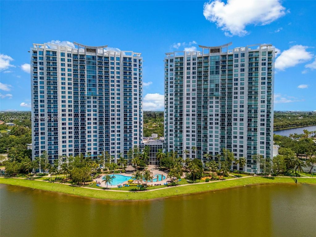 2641 N Flamingo Rd 304N, Sunrise, FL 33323