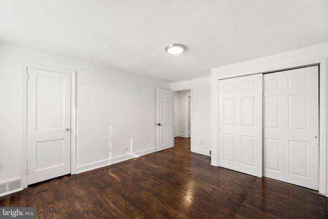 1451 W END DR, Philadelphia, PA 19151