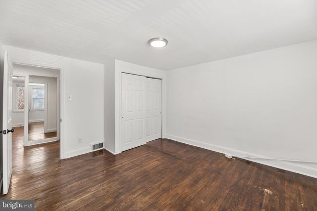1451 W END DR, Philadelphia, PA 19151