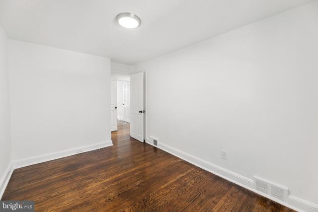 1451 W END DR, Philadelphia, PA 19151