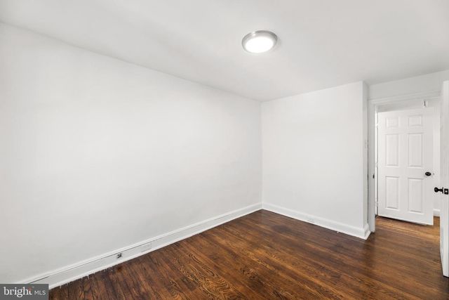 1451 W END DR, Philadelphia, PA 19151