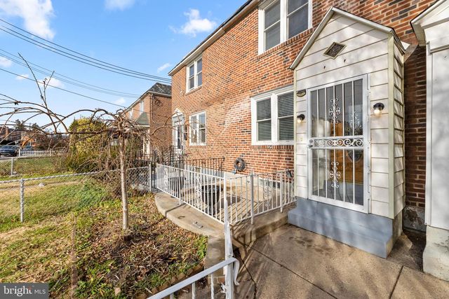 1451 W END DR, Philadelphia, PA 19151