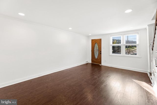 1451 W END DR, Philadelphia, PA 19151