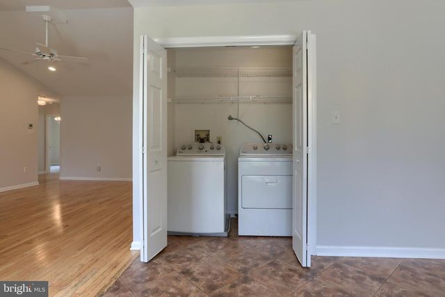 1 SWEET ARROW DR, Hummelstown, PA 17036