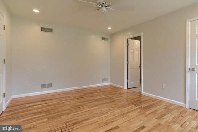 1 SWEET ARROW DR, Hummelstown, PA 17036