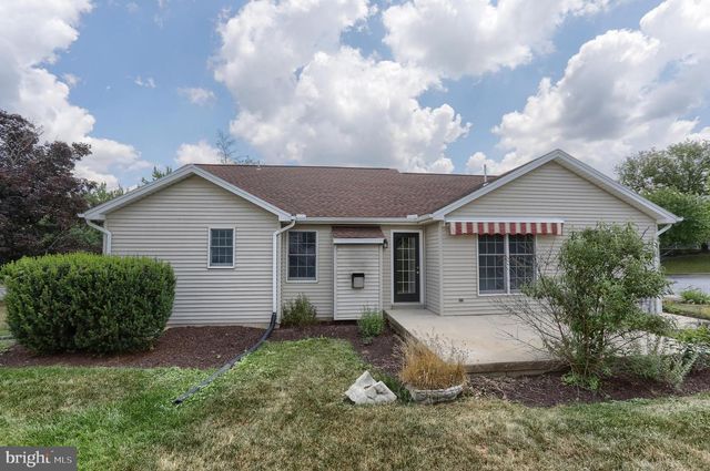 1 SWEET ARROW DR, Hummelstown, PA 17036