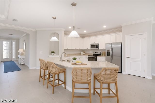 17661 Kinzie LN, Estero, FL 33928