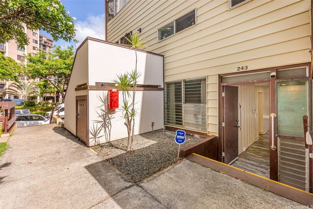 98-360 Koauka Loop 243, Aiea, HI 96701