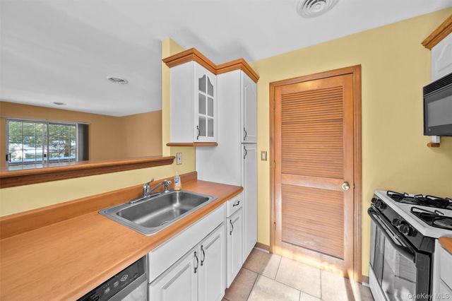 1104 Evergreen Court, Highland Mills, NY 10930