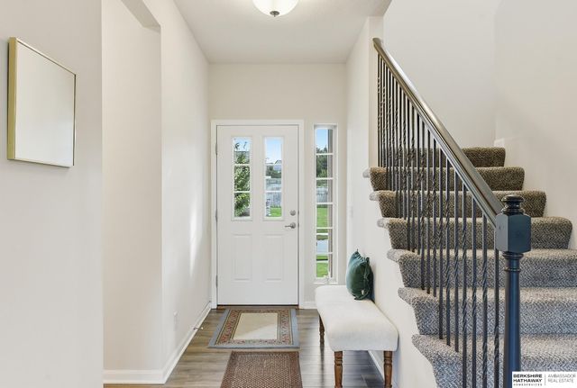 1708 Pilgrim Drive, Bellevue, NE 68123