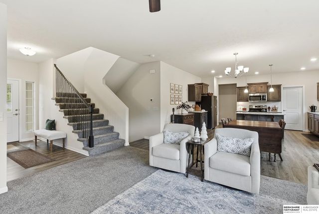 1708 Pilgrim Drive, Bellevue, NE 68123
