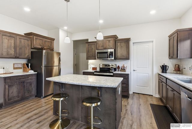 1708 Pilgrim Drive, Bellevue, NE 68123