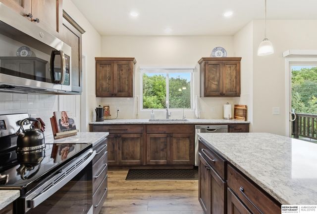 1708 Pilgrim Drive, Bellevue, NE 68123