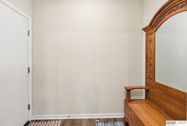 1708 Pilgrim Drive, Bellevue, NE 68123