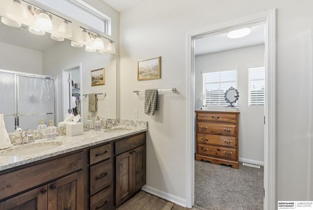 1708 Pilgrim Drive, Bellevue, NE 68123