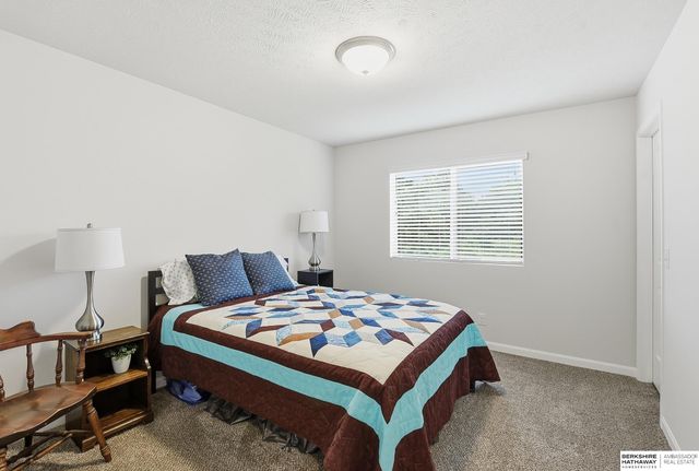 1708 Pilgrim Drive, Bellevue, NE 68123