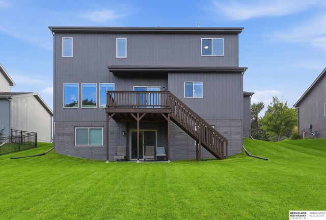1708 Pilgrim Drive, Bellevue, NE 68123