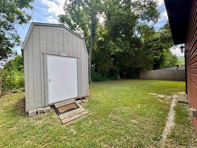 320 Pebble Creek, Mountain View, AR 72560