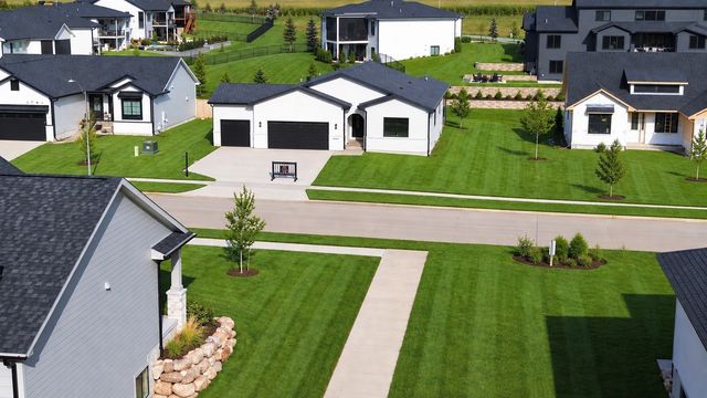 4737 144th Street, Urbandale, IA 50323