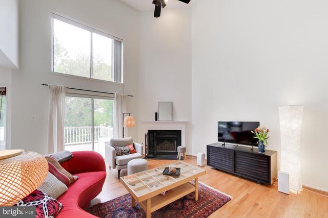 2421 PONDSIDE TER, Silver Spring, MD 20906