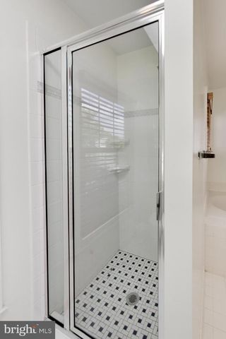 2421 PONDSIDE TER, Silver Spring, MD 20906