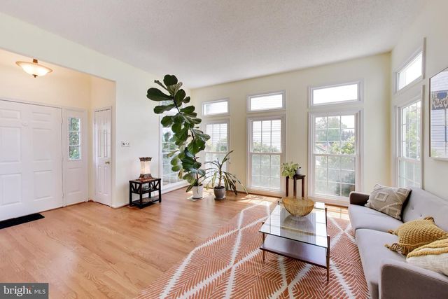 2421 PONDSIDE TER, Silver Spring, MD 20906