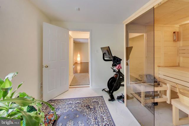 2421 PONDSIDE TER, Silver Spring, MD 20906