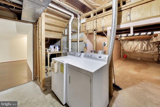 2421 PONDSIDE TER, Silver Spring, MD 20906