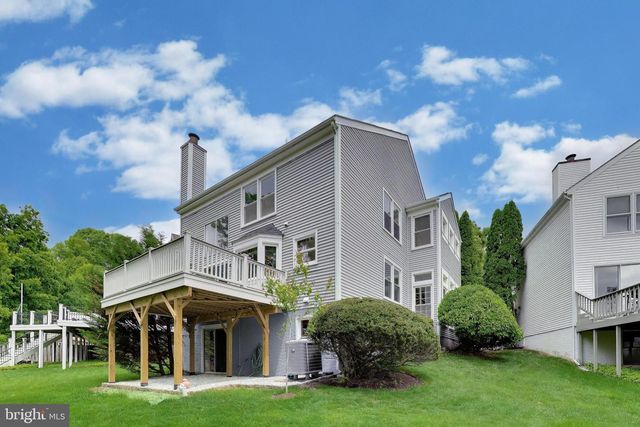 2421 PONDSIDE TER, Silver Spring, MD 20906