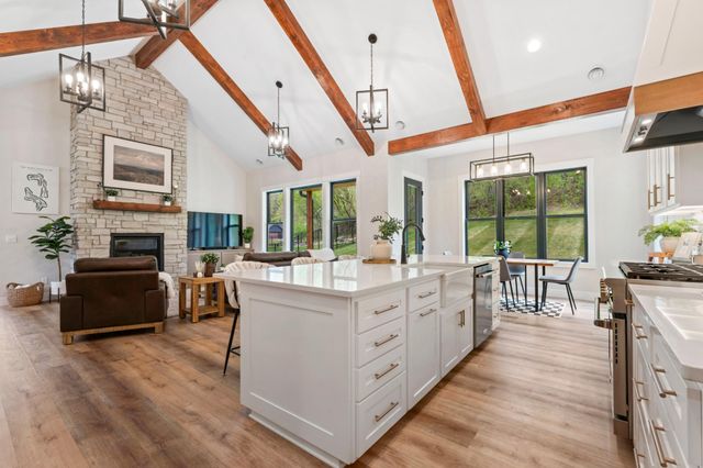 4228 Cassidy Ridge Drive NE, Rochester, MN 55906