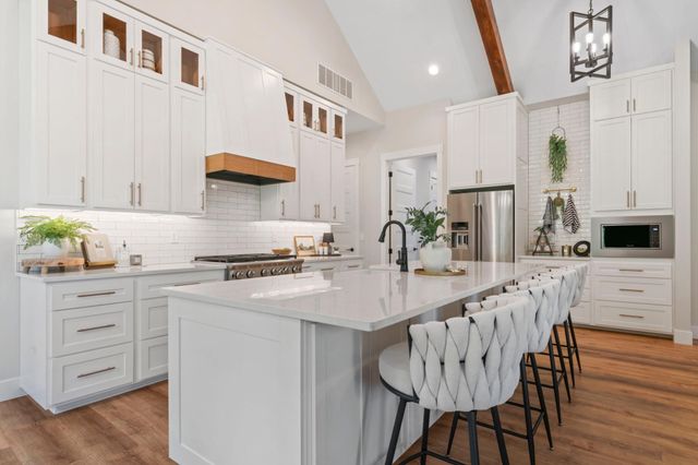 4228 Cassidy Ridge Drive NE, Rochester, MN 55906