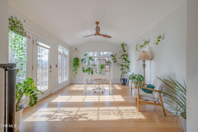 2405 Rambling Road, Johnson City, TN 37604