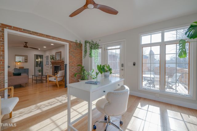 2405 Rambling Road, Johnson City, TN 37604