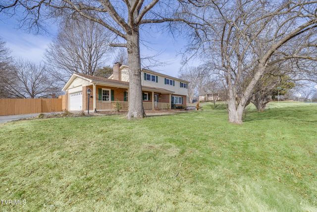 2405 Rambling Road, Johnson City, TN 37604