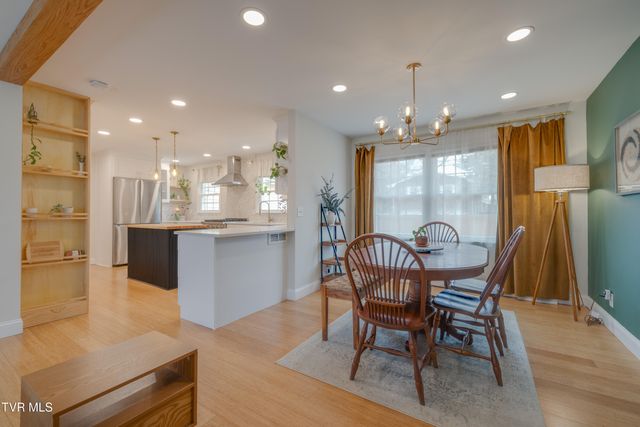 2405 Rambling Road, Johnson City, TN 37604