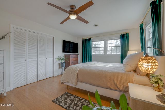 2405 Rambling Road, Johnson City, TN 37604