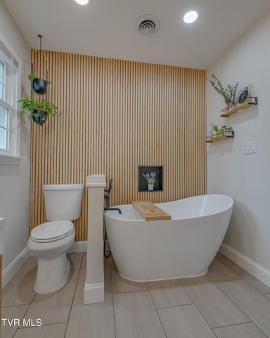 2405 Rambling Road, Johnson City, TN 37604