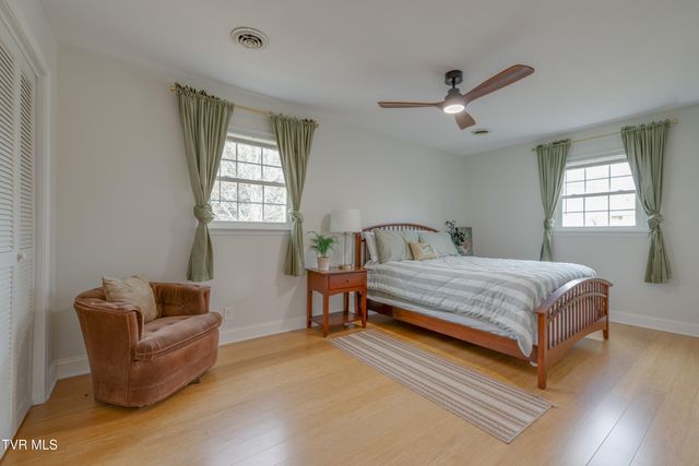 2405 Rambling Road, Johnson City, TN 37604