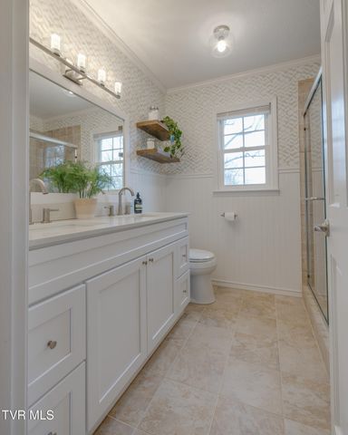 2405 Rambling Road, Johnson City, TN 37604