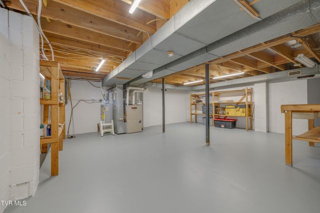 2405 Rambling Road, Johnson City, TN 37604