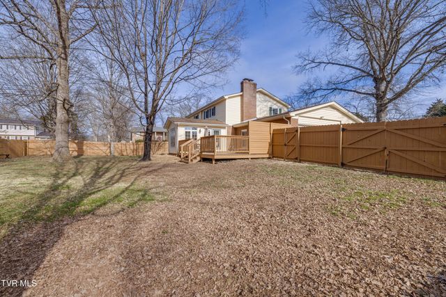 2405 Rambling Road, Johnson City, TN 37604