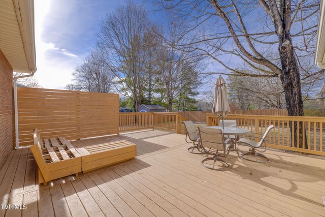 2405 Rambling Road, Johnson City, TN 37604